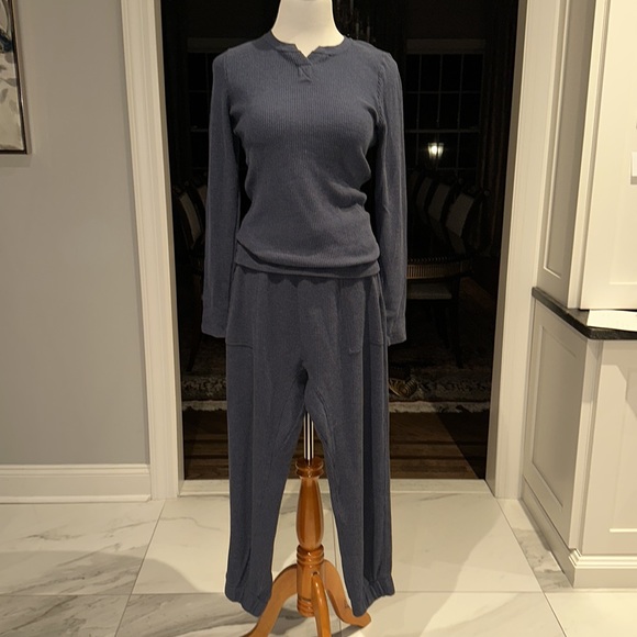 Lunya Thermal Restore 2 piece set NWOT - Picture 4 of 6